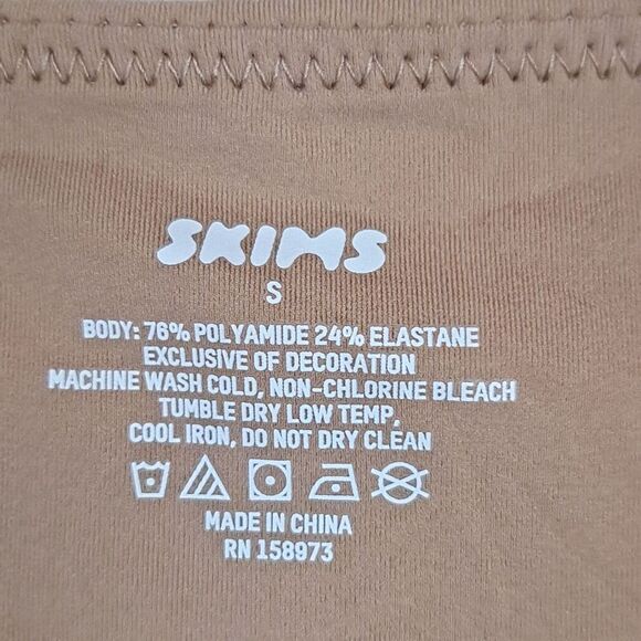 SKIMS ladies bodysuit NWT - Picture 5 of 9